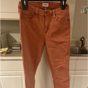 Pistola size 28 coral color jean